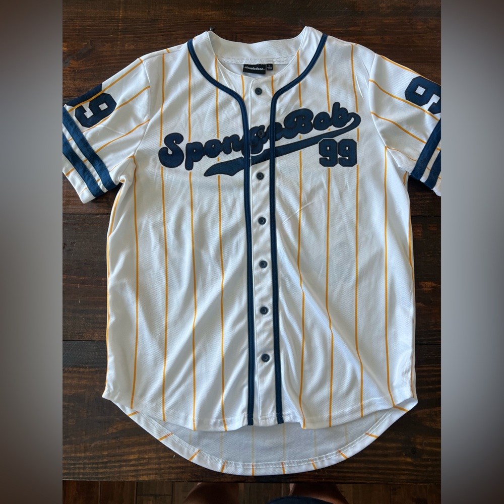 New SpongeBob jersey large